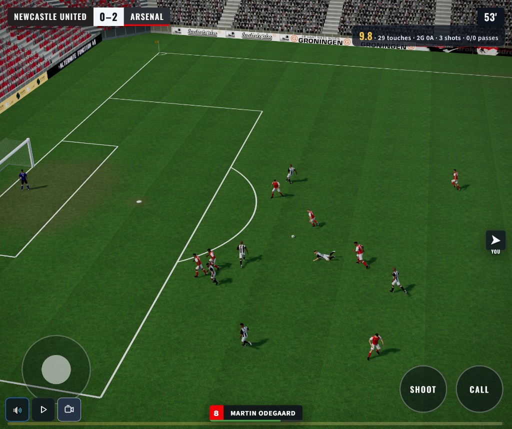 Gameplay: attacking the Newcastle box from a top-down camera